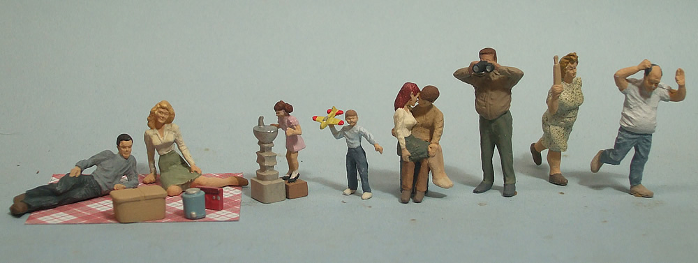 Artista Arttista Man Carrying Shingles #1368 O Scale On30 On3 Figures People 
